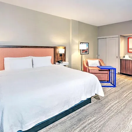 Hampton By Hilton Ottawa-2
