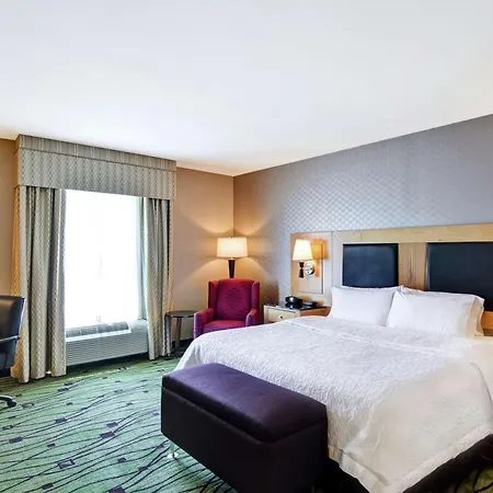 Hampton Inn & Suites Crabtree-3