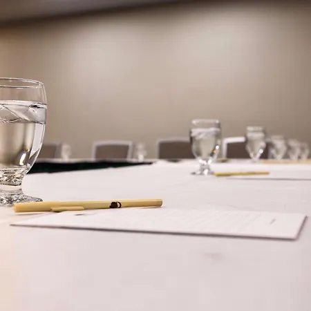 Doubletree By Hilton Neenah-2