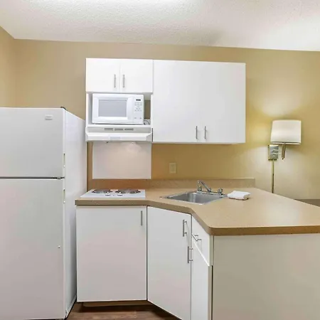 Extended Stay America Select Suites - Springfield - South-3