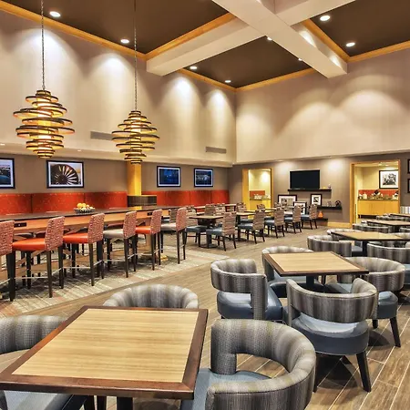 Hampton Inn & Suites Madison - West-2