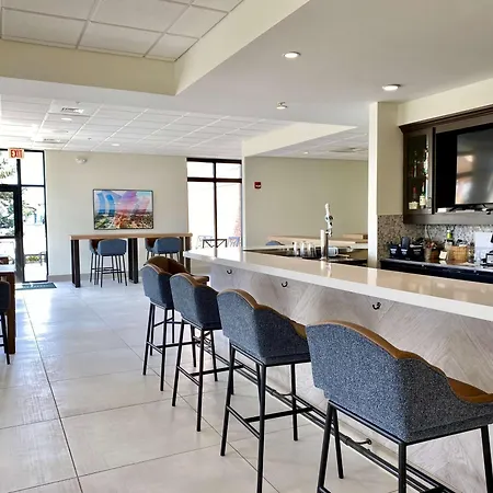 Hilton Garden Inn Oconomowoc-2