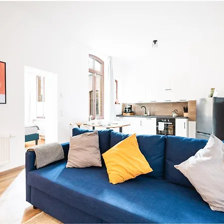 Apartments am Neuen Theater - Altstadt - Küche - Wifi-2