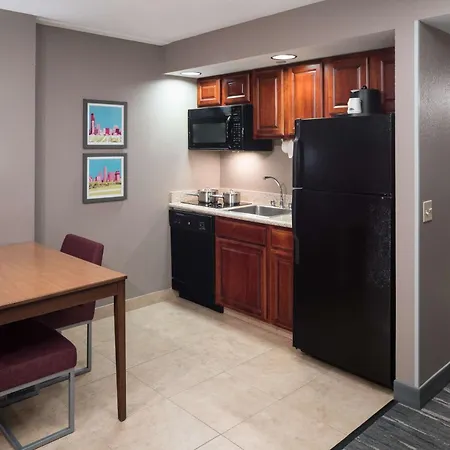 Hampton Inn & Suites Chicago North Shore-2