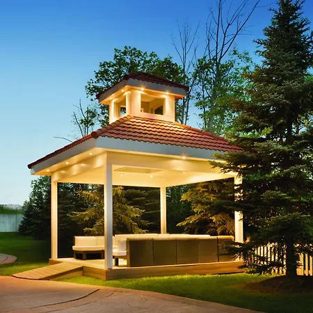 Hilton Garden Inn Niagara-On-The-Lake-3