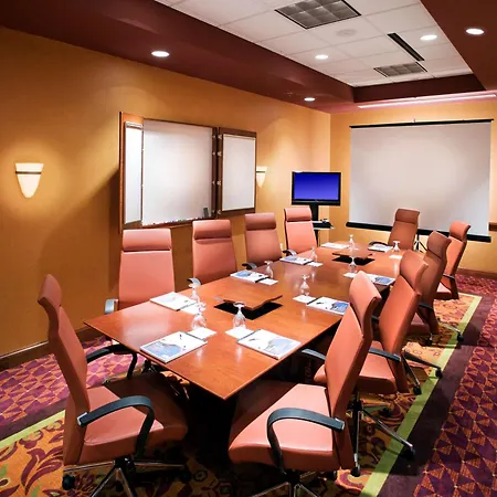 Embassy Suites East Peoria Hotel And Riverfront Conference Center-3