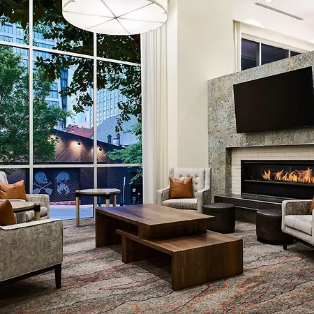 Hilton Garden Inn Nashville Downtown Convention Center-2