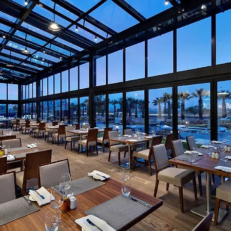Hilton Garden Inn Izmir Bayrakli-3
