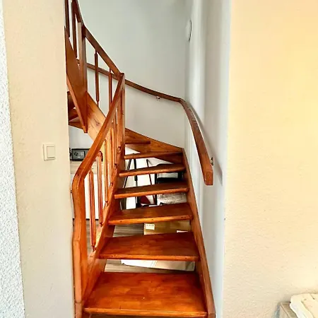5ZKB großzügiges Ferienhaus Antonia nähe Westkreuz mit 4 Schlafzimmer, Balkon, Terrasse und Parkplatz-3