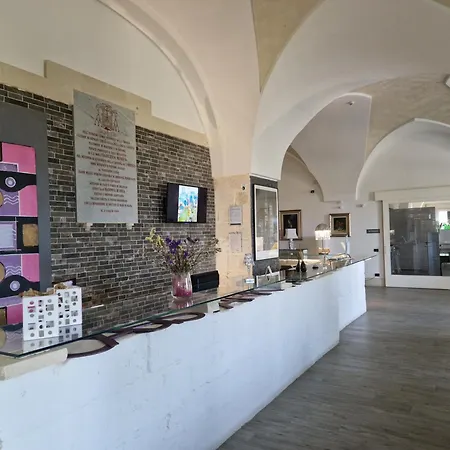 Oasis Park Hotel-3