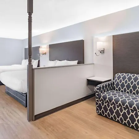 Days Inn & Suites By Wyndham Niagara Falls/Buffalo-3