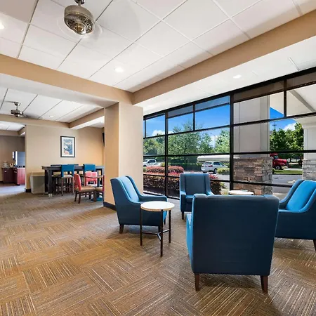 Comfort Suites Northlake-3