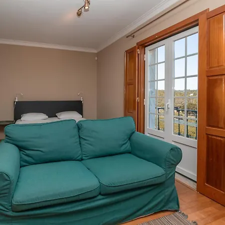 Galo Preto - Sintra Guesthouse-2