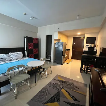 One Palmtree Villas Airport Condo-2