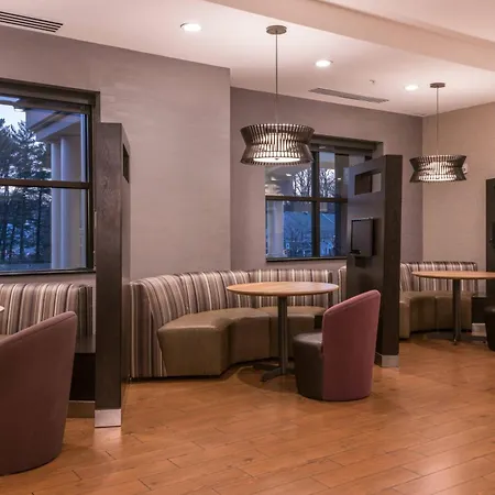 Courtyard By Marriott Newark-University Of Delaware-2