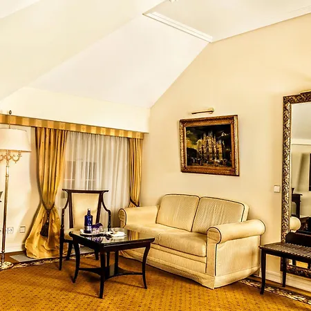 Hotel Suitess-2