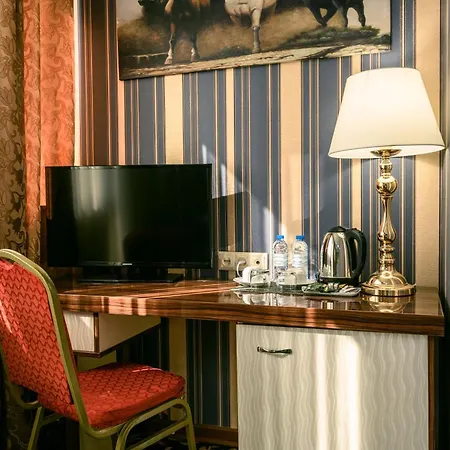 Royal Plaza By Stellar Hotels, Yerevan-3