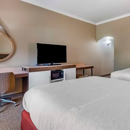 Hampton Inn Ukiah-3