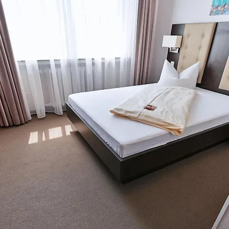Hotel Monopol-3