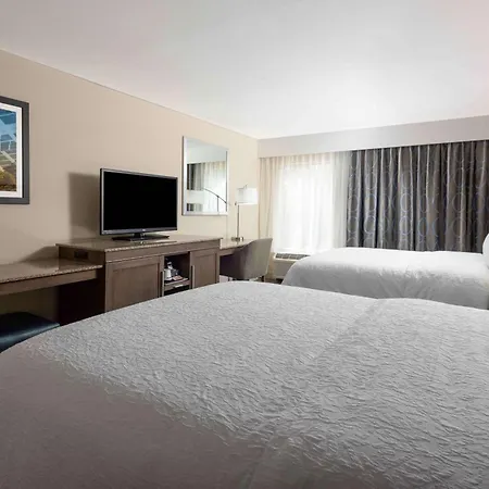 Hampton Inn & Suites Chapel Hill/Durham-2