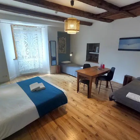 La Maison - Hôtel&Gîte-3