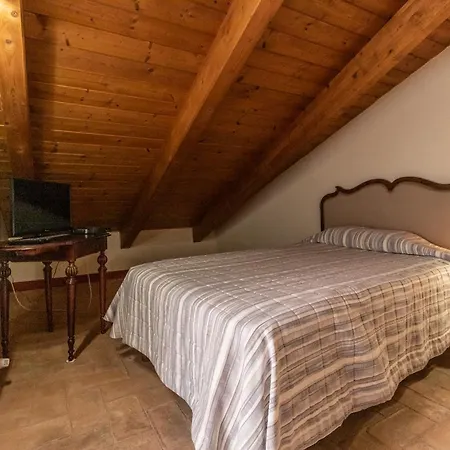 Casa Isolani Guest House Santo Stefano-3