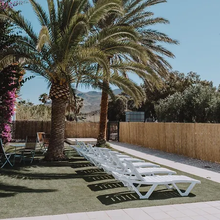 Hostal Las Gaviotas-3