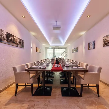 Cityclass Hotel Am Dom-3
