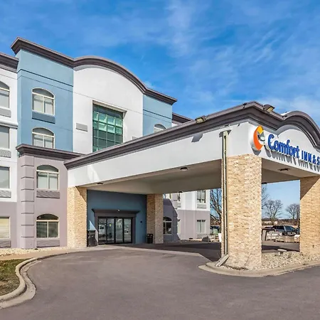 Comfort Inn & Suites Madison East Interstate I-90-3