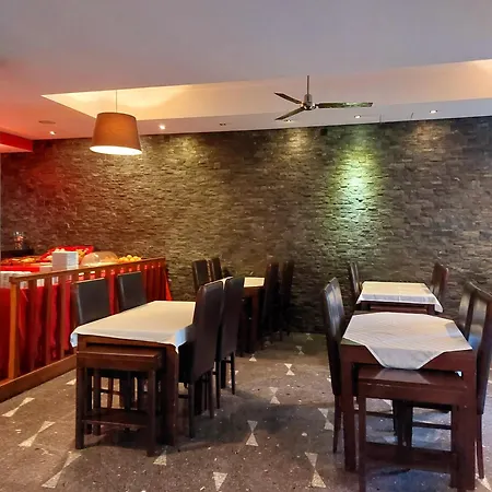 Petrus Hotel-2