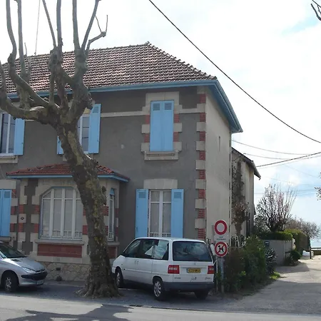 Les Flots Bleus-2