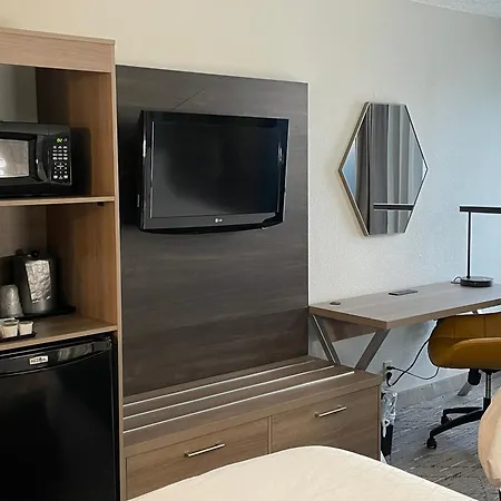 Holiday Inn Express Burlington By Ihg-3