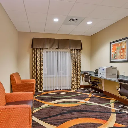 Holiday Inn Express Hotel & Suites Salina By Ihg-2
