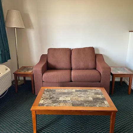 Windcrest Inn And Suites-2