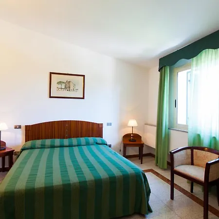 Hotel Villa D'Amato-2