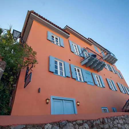 Byron Traditional Hotel-3