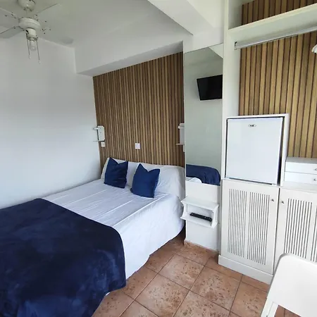 Hostal Lucy-3
