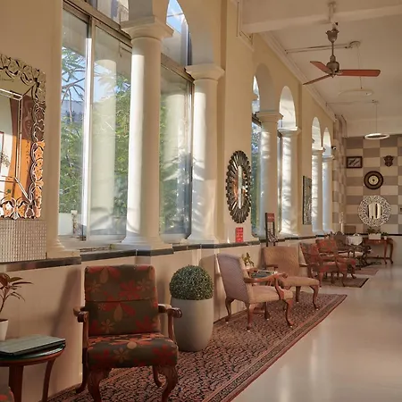 Elphinstone Hotel-3