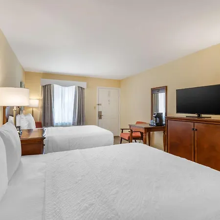 Best Western Plus Santee Inn-3