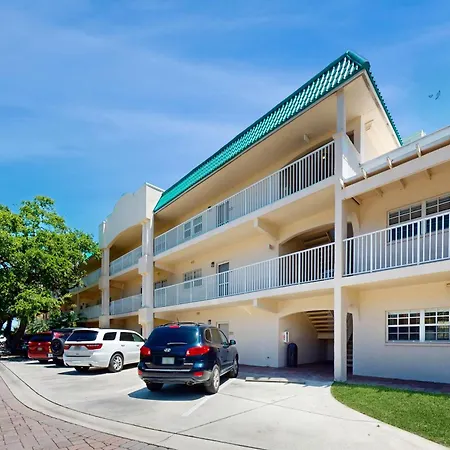 The Palm Bay Club Unit 311-2
