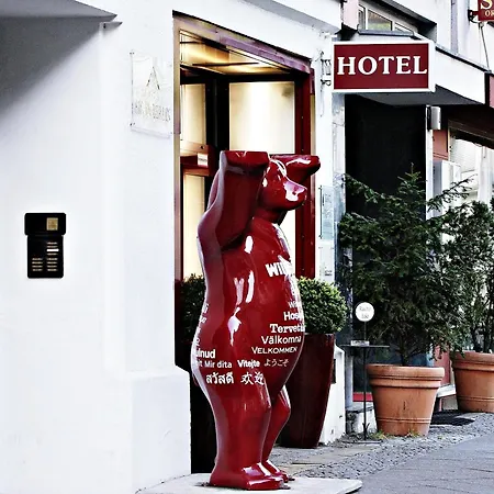 Air In Berlin-2