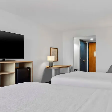 Spark By Hilton Greensboro-3