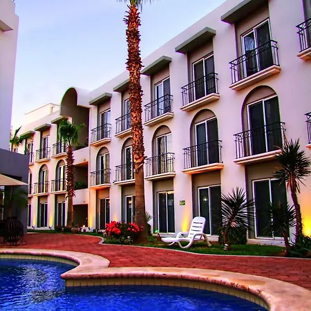 Seven Crown Express & Suites By Kavia-2