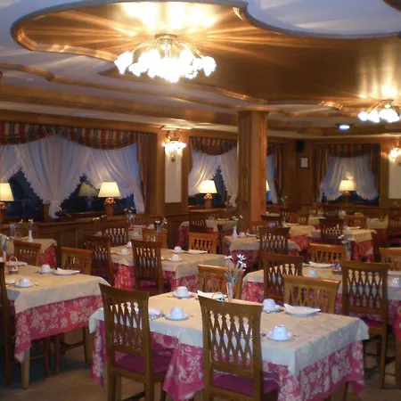 Hotel Edelweiss-2