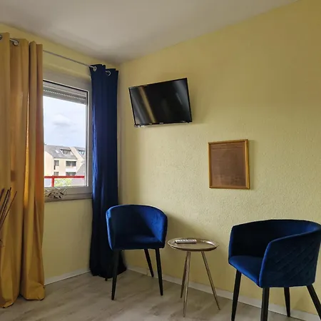 Ricks City Hotel-2
