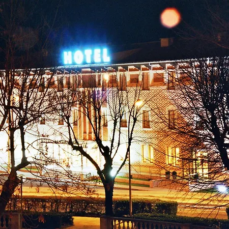 Hotel Berga Park-3