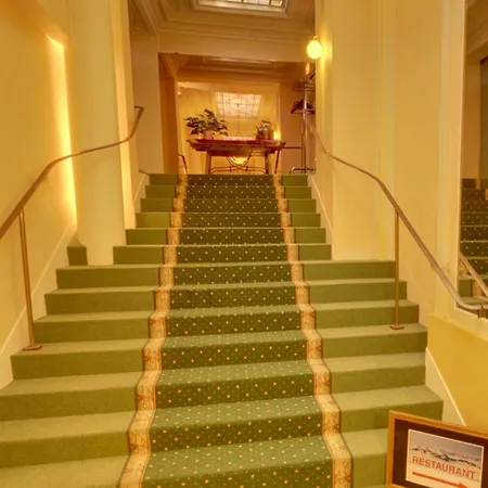 Hotel Continental Pau Centre-2