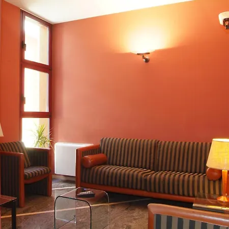 Hotel Maxim-3