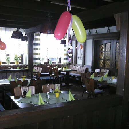 Gasthof Hotel Zum Ross-3