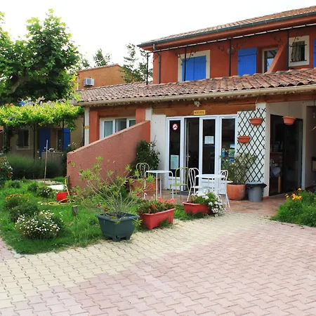 Appart'Hotel Festival Sud Suites - Avignon TGV-3